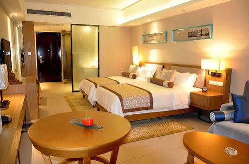 Days Hotel & Suites Da Peng Hainan 海口 外观 照片
